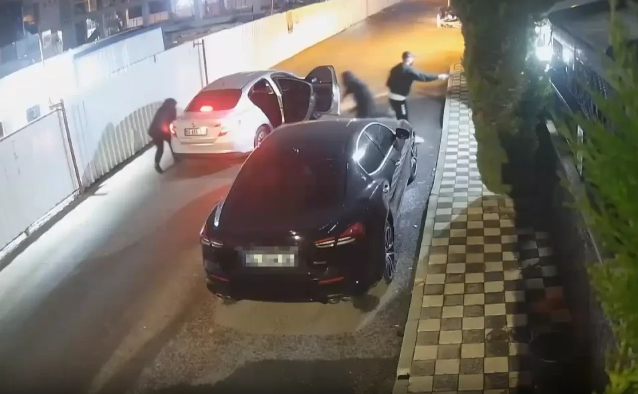 Yunanistan'dan yönetilen çeteye büyük operasyon! 71 kişi enselendi