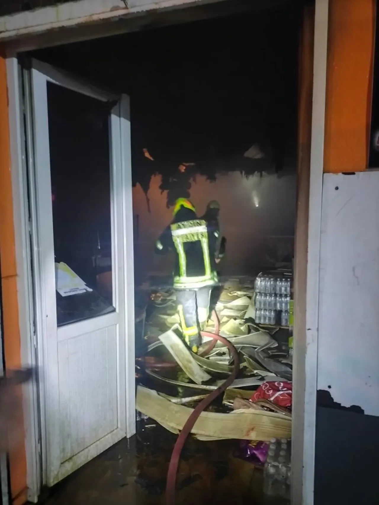 Aydın'da faciadan dönüldü! Okul kantini alevlere teslim oldu