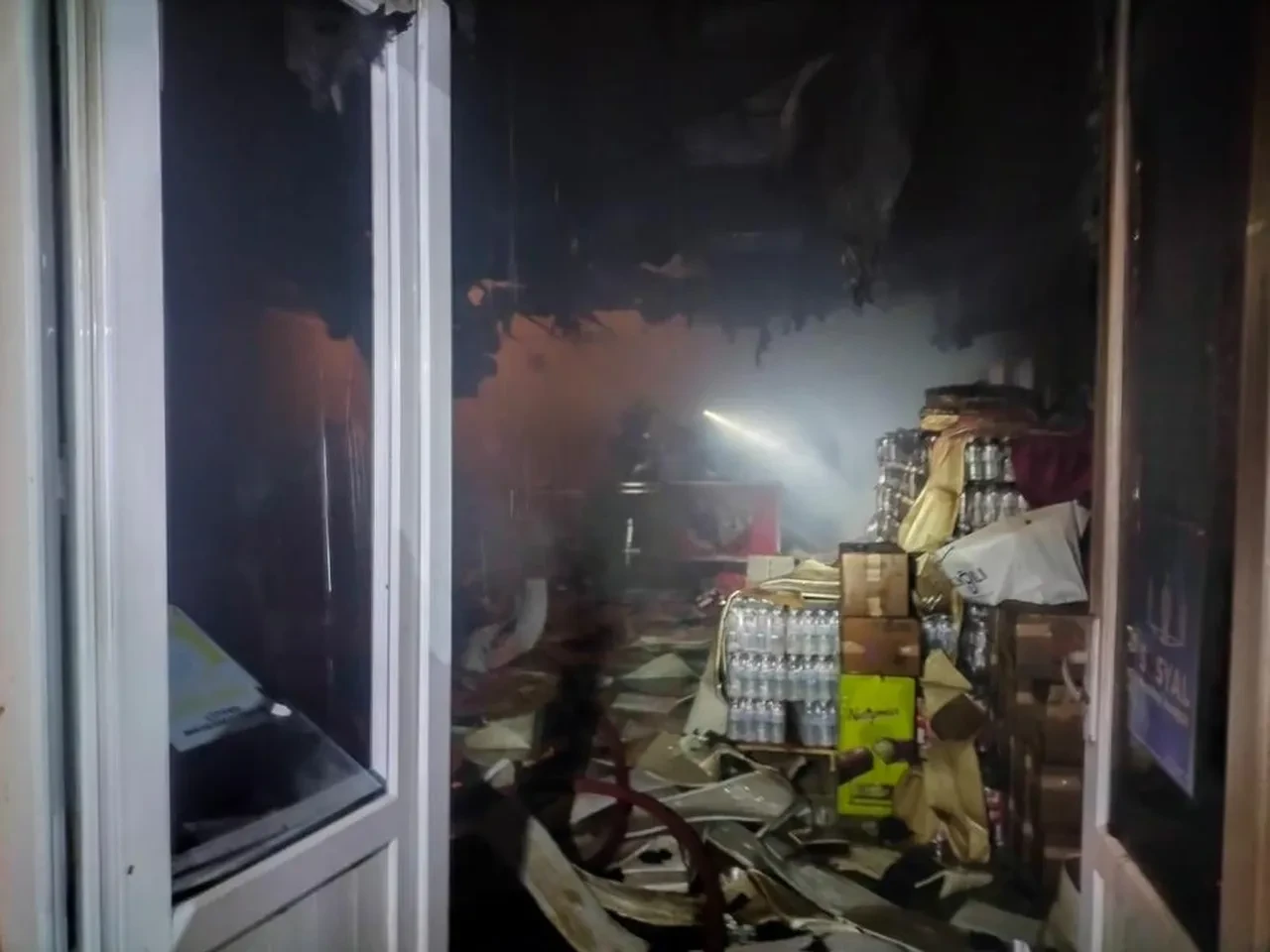 Aydın'da faciadan dönüldü! Okul kantini alevlere teslim oldu