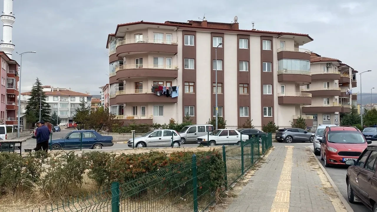 Çankırı'da kadın cinayeti! Önce eski eşini öldürdü, sonra kendini yaraladı