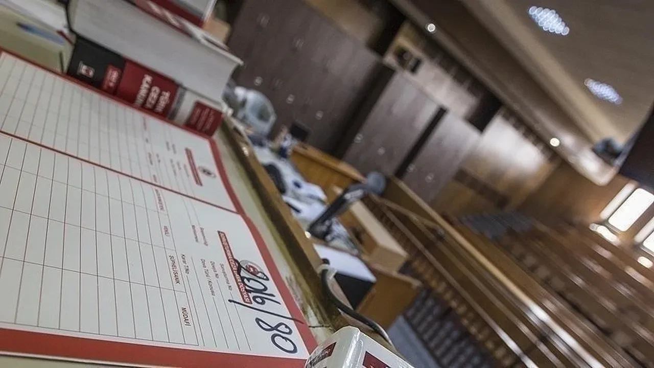 CHP'li belediyelere rüşvet soruşturmasında çarpıcı iddia! Zeydan Karalar şehri bile değiştirmiş