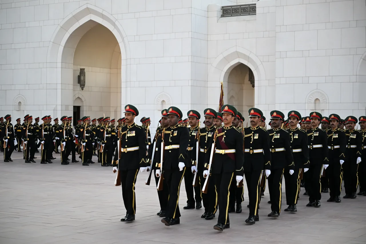 Cumhurbaşkanı Erdoğan'a Umman'da görkemli karşılama