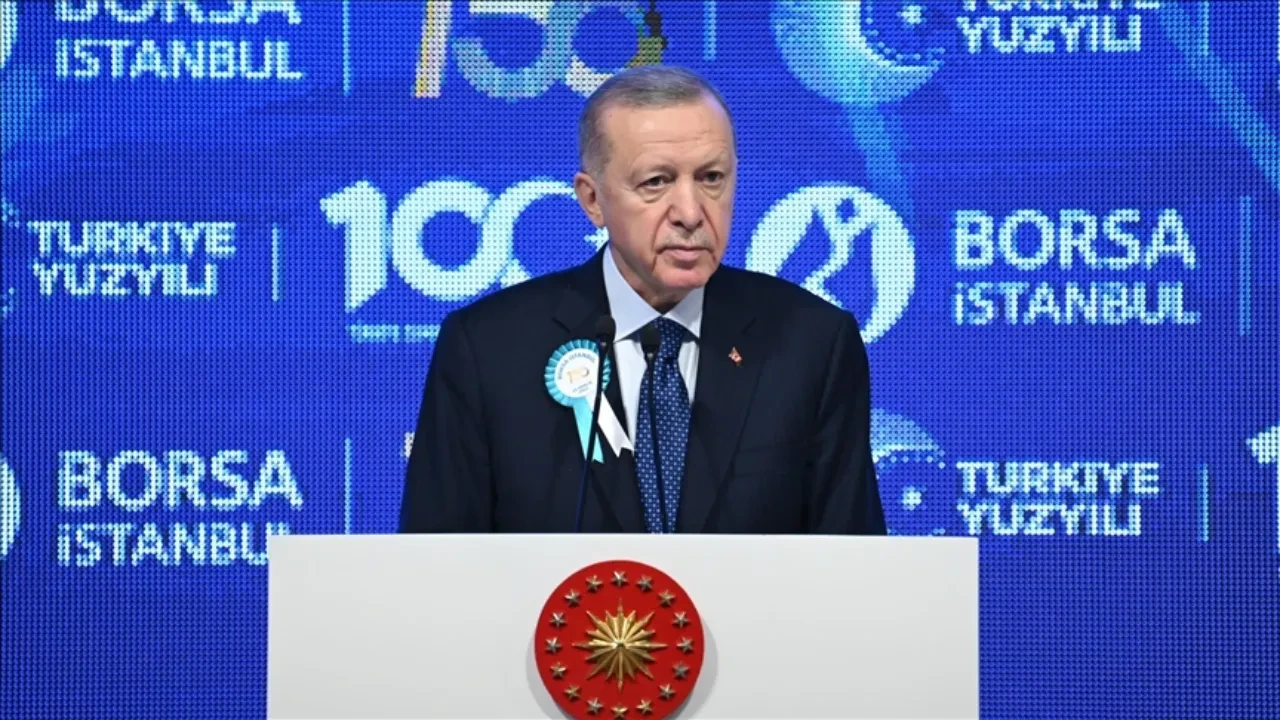 Cumhurbaşkanı Erdoğan'dan finansal istikrar açıklaması! 'Emin adımlarla yürüyoruz' 