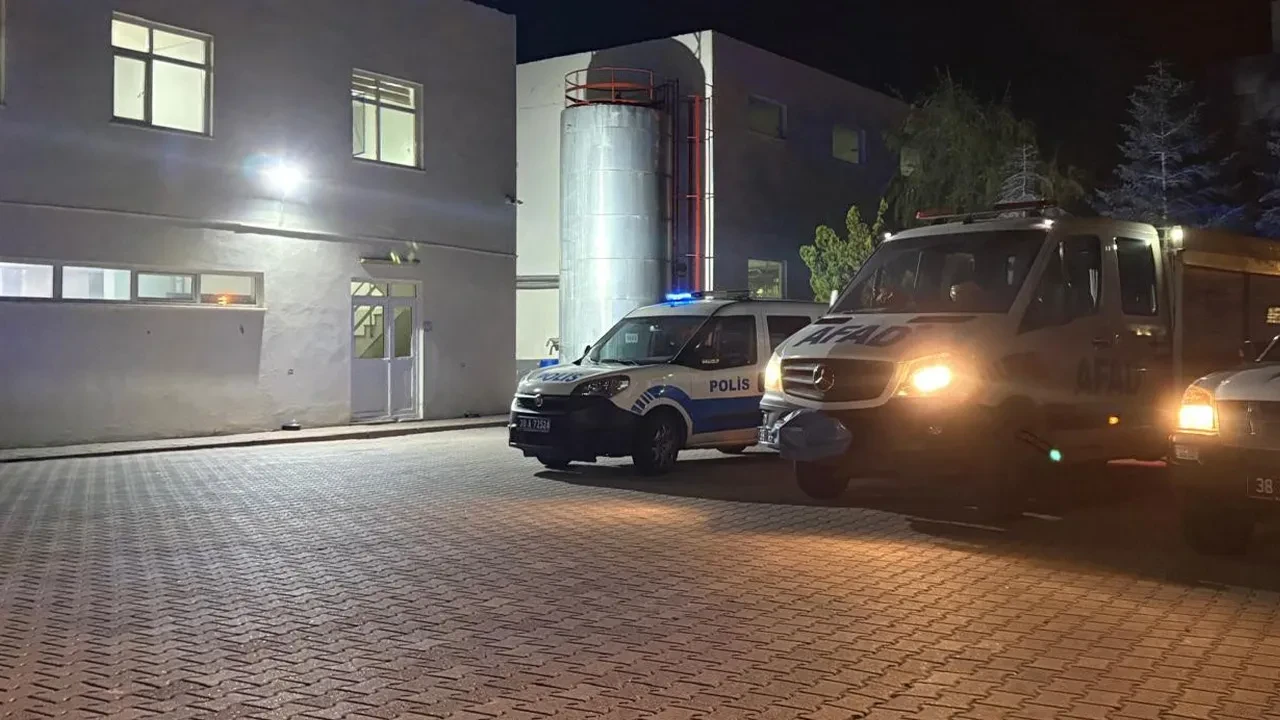 Deterjan fabrikasında kimyasal sızıntı tehlikesi! AFAD devreye girdi