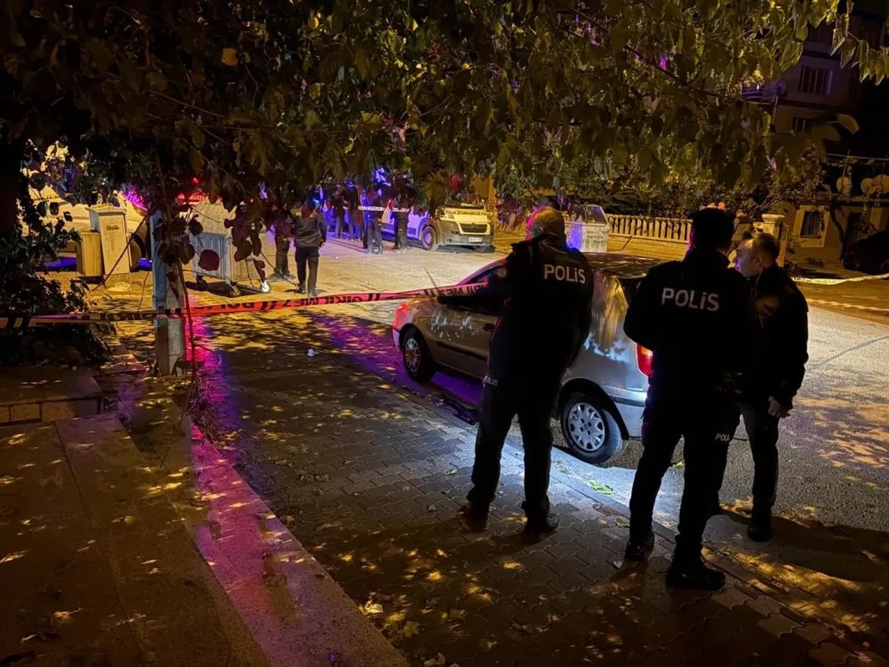 Evinin önünde kanlı pusu! Genci otomatik tüfekle taradılar