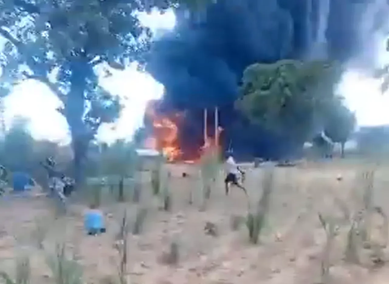 Nijerya'da akaryakıt tankeri patladı: 30 ölü