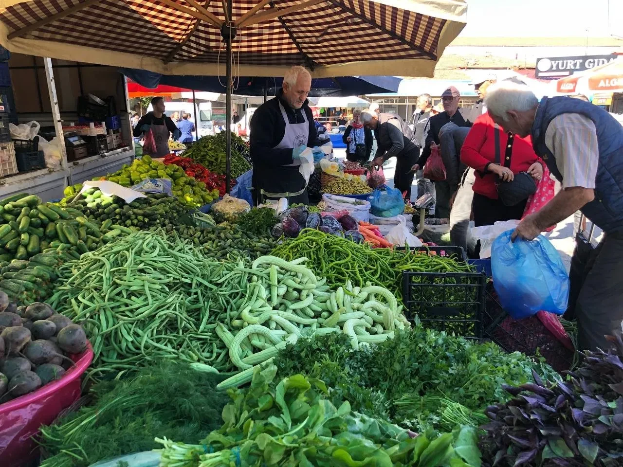 Sebze ve meyvede ucuzlayacak! İşte vatandaşın cebini rahatlatacak yeni yasa