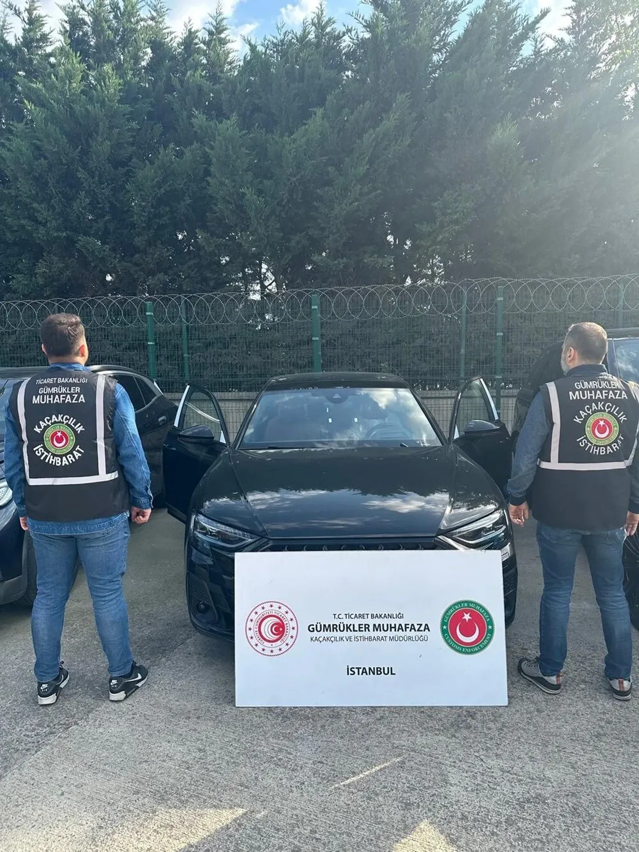 10 lüks araca el kondu! Toplam değerleri 288 milyon TL