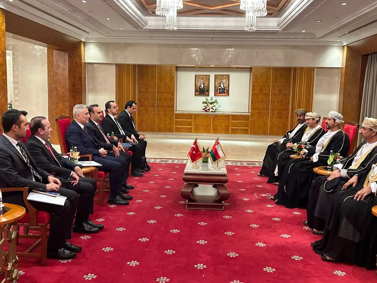 Bakan Bolat açıkladı: Umman ile ticarette hedef 5 milyar dolar 