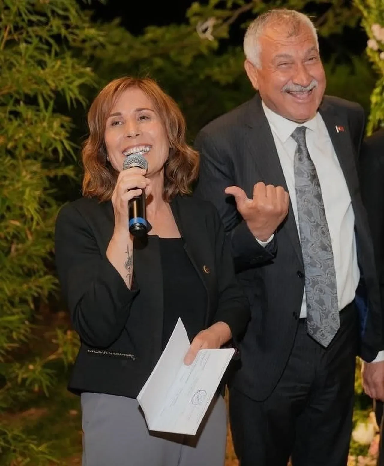 CHP'li başkan kocasını çantacı yapmış! 1 milyon dolar rüşvet iddiası