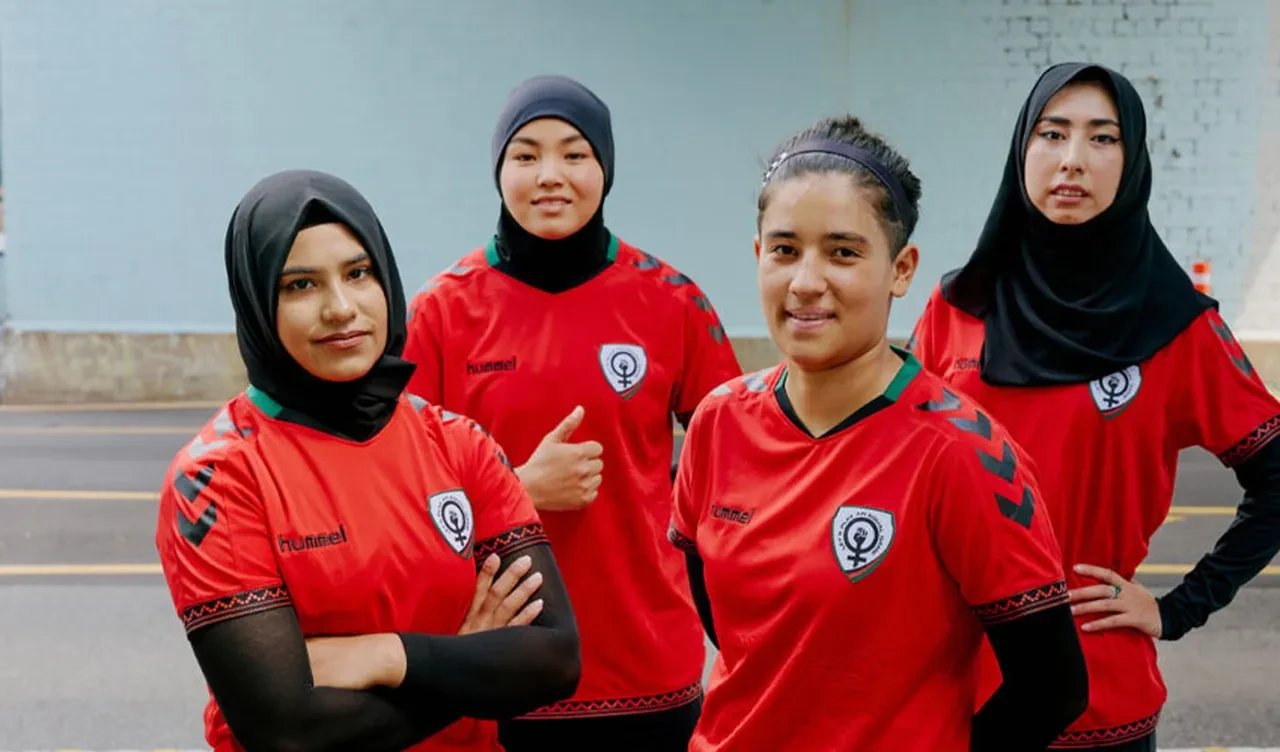 FIFA'dan Taliban'ı kızdıracak karar! Afgan kadın milli takımı turnuvada yer alacak