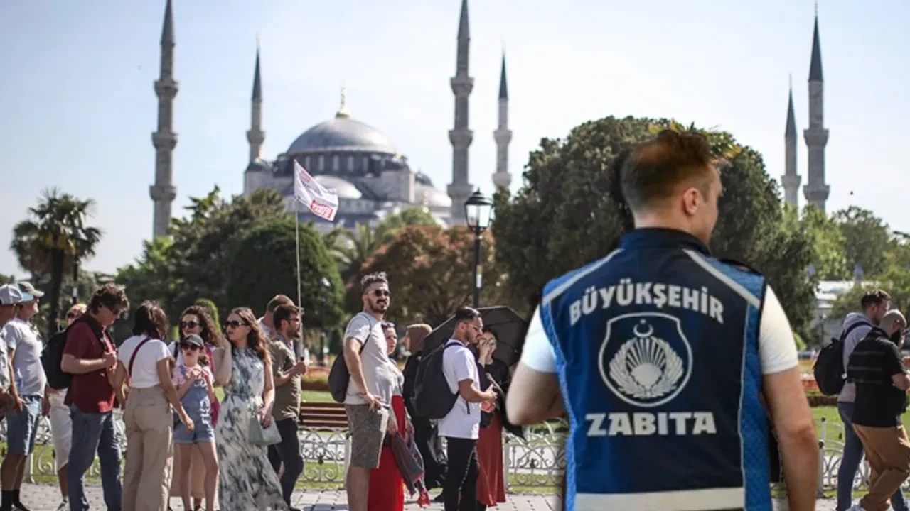 İstanbul Valiliği'nden 'hanutçu'  genelgesi! Müşteriyi rahatsız eden esnaf yandı 