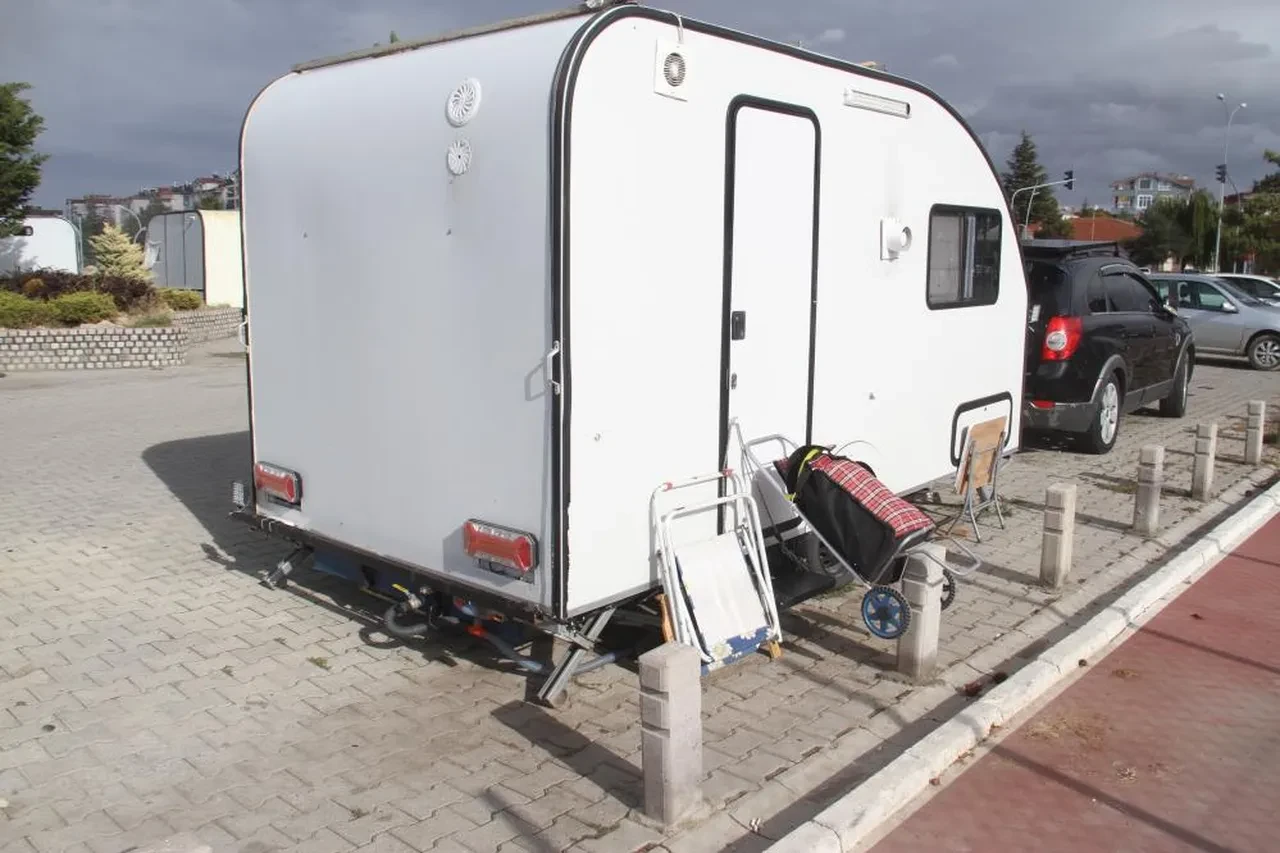 Kayıp emekli menajerden haber geldi! Sevenleri buruk sevinç yaşadı