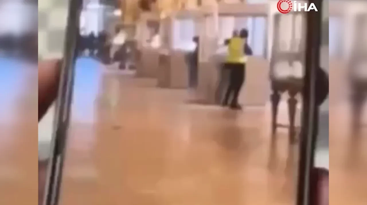 Louvre Müzesi'ndeki soygunun görüntüleri ortaya çıktı: İşte böyle kaçtılar