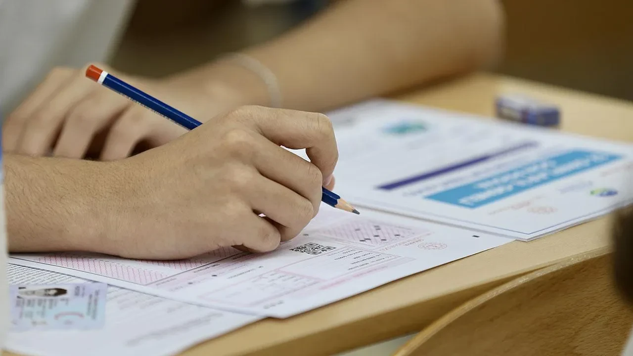 MEB AÖL sınavları hangi tarihte yapılacak?