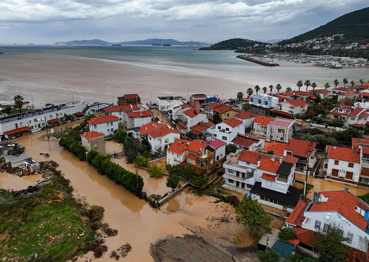 Sağanak bastıracak! İçişleri Bakanlığı duyurdu: 8 ilde sarı kodlu alarm!