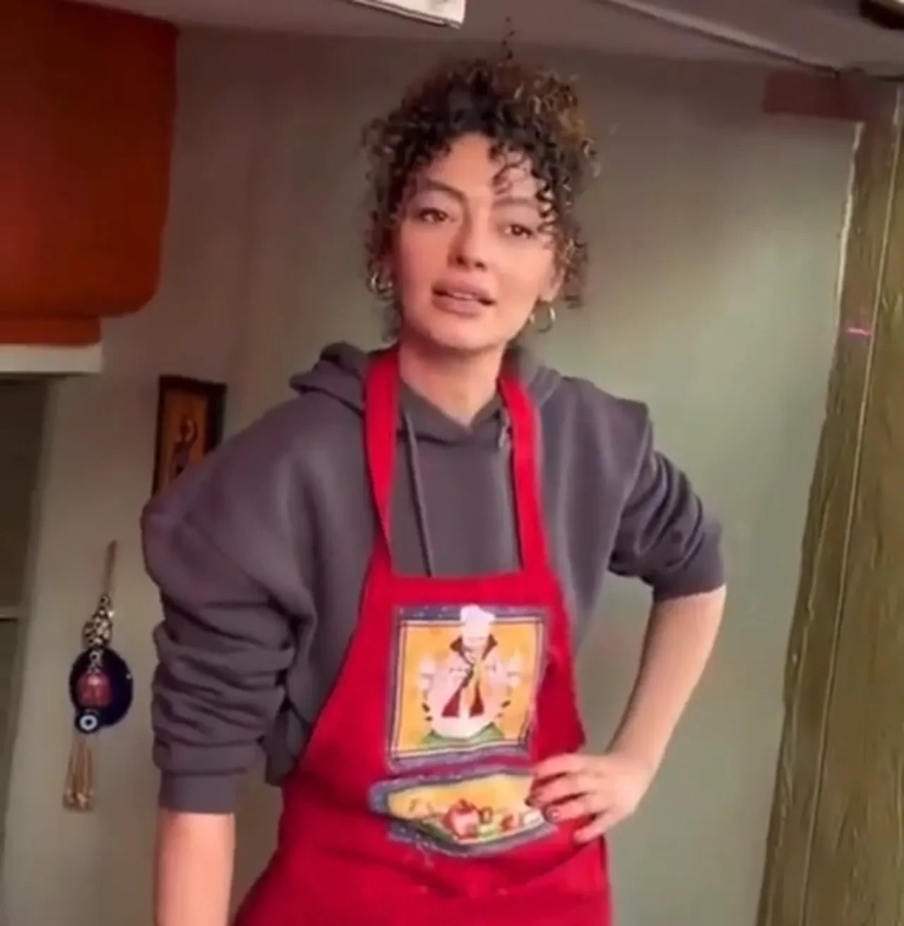 Selena'nın Kıvılcım'ı Hazal Şenel'den "Oyunculuğu neden bıraktınız? sorusuna çok konuşulacak cevap! Tekelleşme iddiaları büyüyor