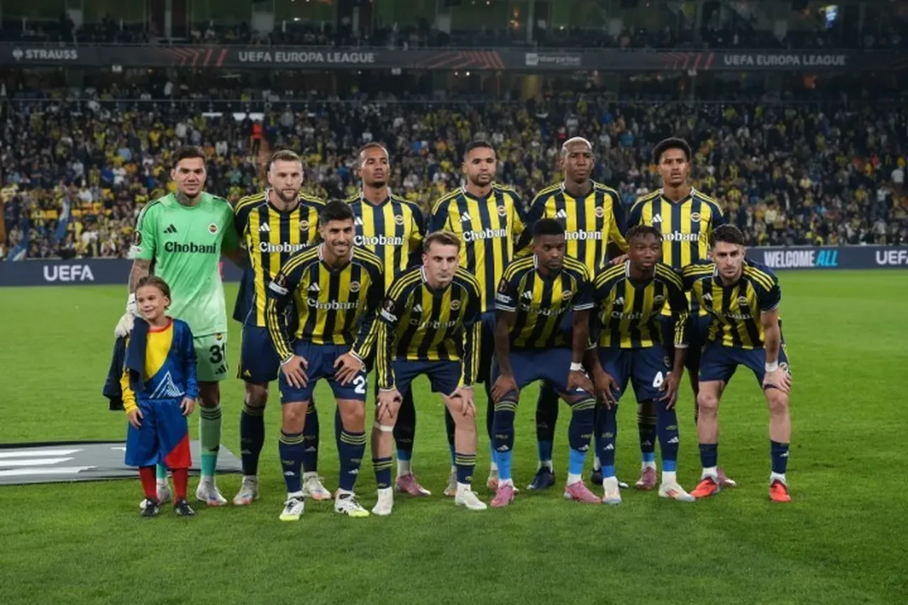 TRT 1 şifreli kanal nasıl açılır? ŞİFRESİZ Fenerbahçe Stuttgart canlı yayın bilgileri
