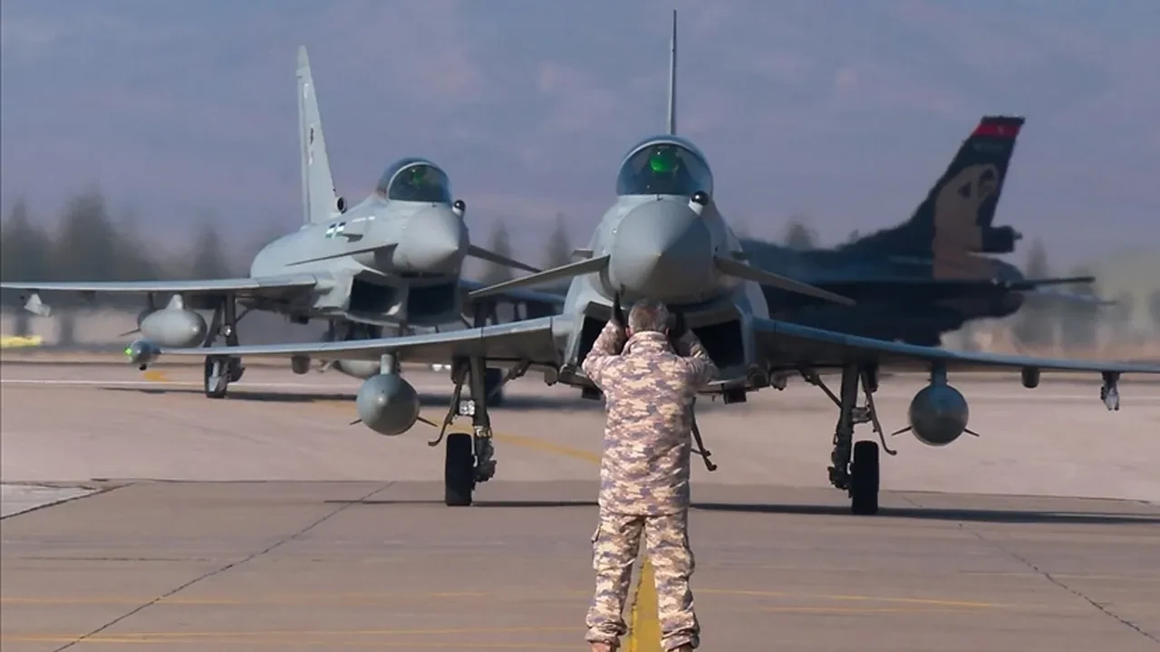 Türkiye'den Eurofighter Thypoon açıklaması! "KAAN gelene kadar teslimatı planlanıyor"
