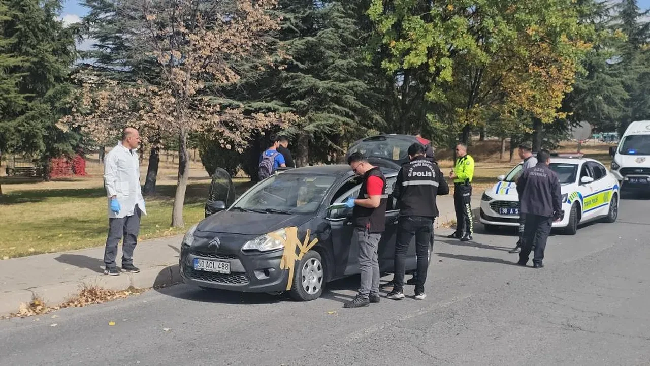 Üniversite ortasında kanlı infaz! Eski eşini pompalı tüfekle katletti