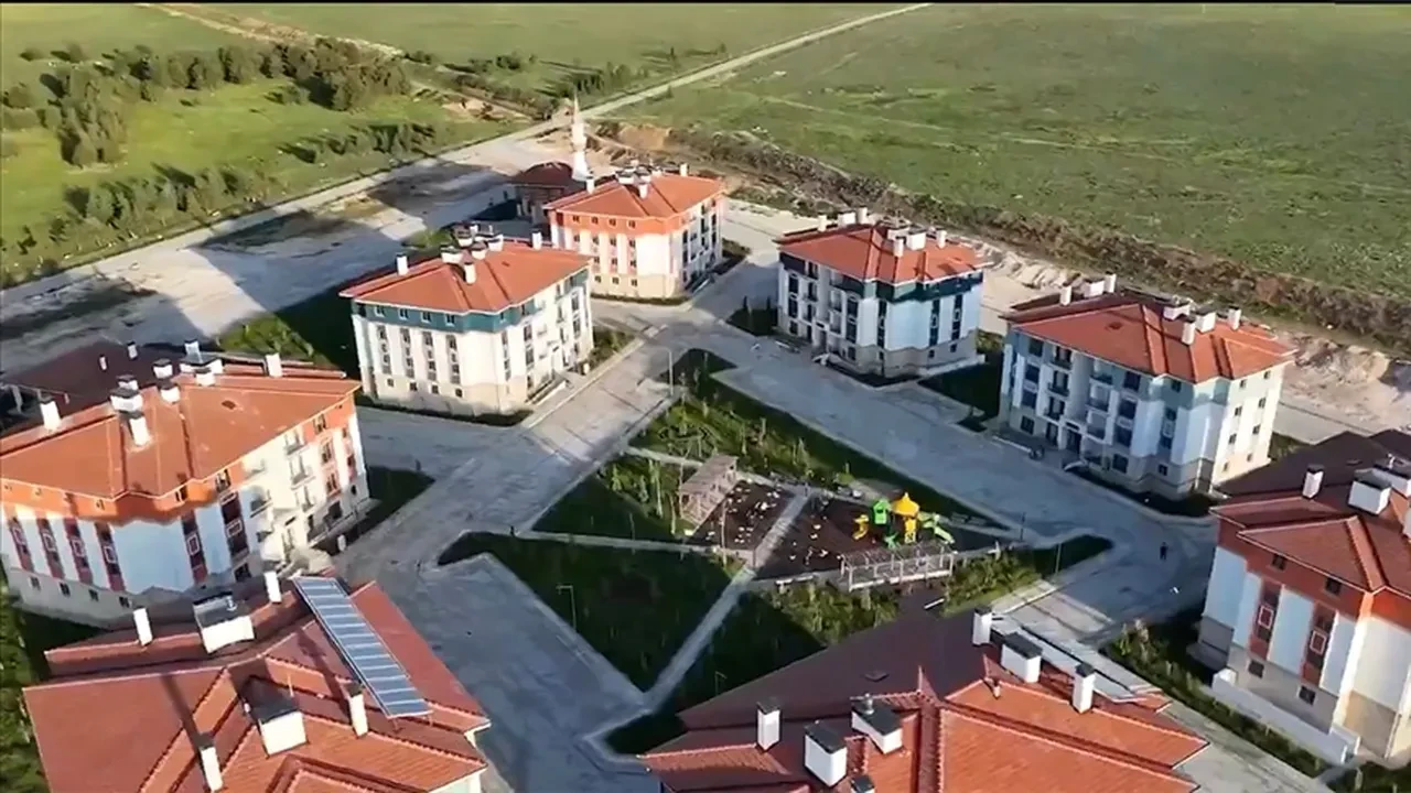 500 bin sosyal konut İstanbul, Ankara, İzmir’de nereye yapılacak? "Yüzyılın Konut Projesi" tanıtıldı