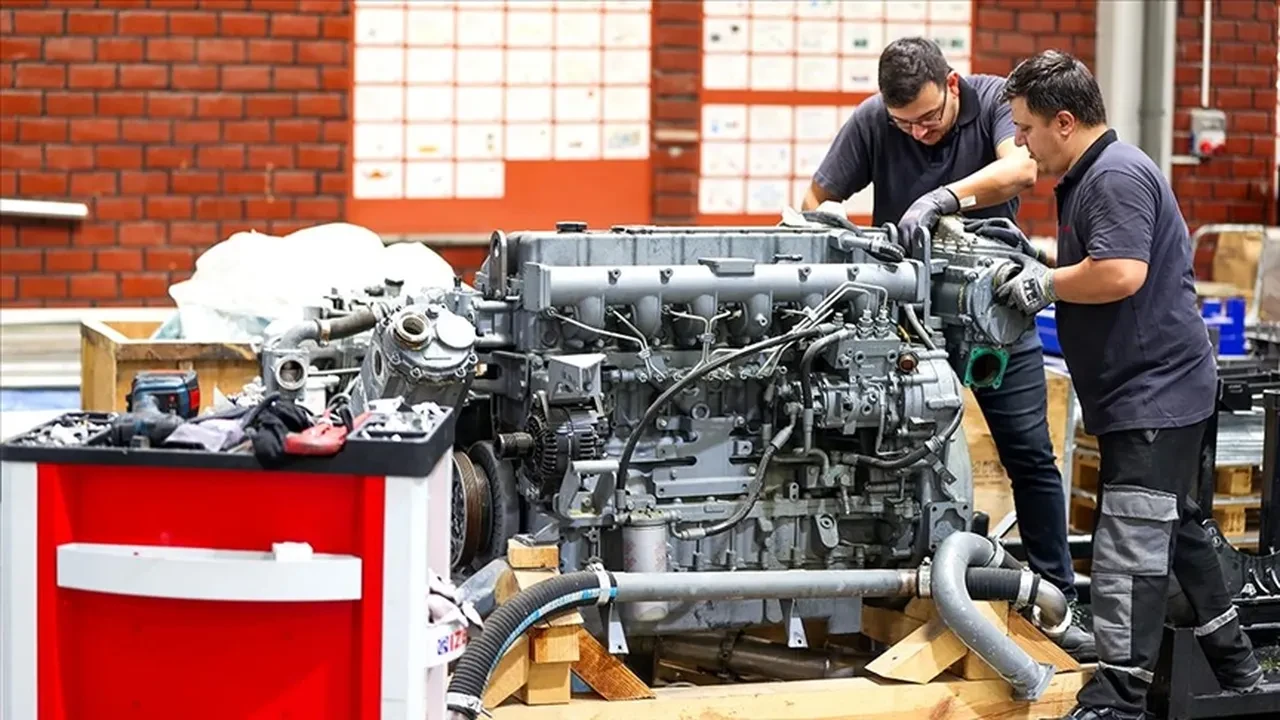 Çinliler sınırı zorladı: Yok artık dedirten araba motorunu tanıttılar