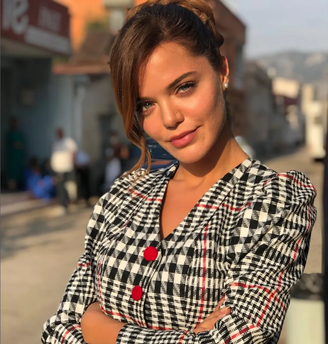 Dilan Çiçek Deniz'den bir garip açıklama: Oyunculuk kutsal bir meslek değil 