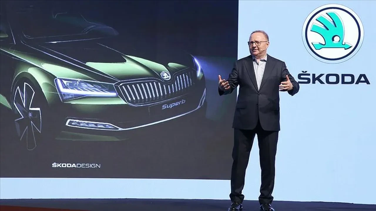 Dizel Skoda Superb tek depoyla 2.831 kilometre yaptı!