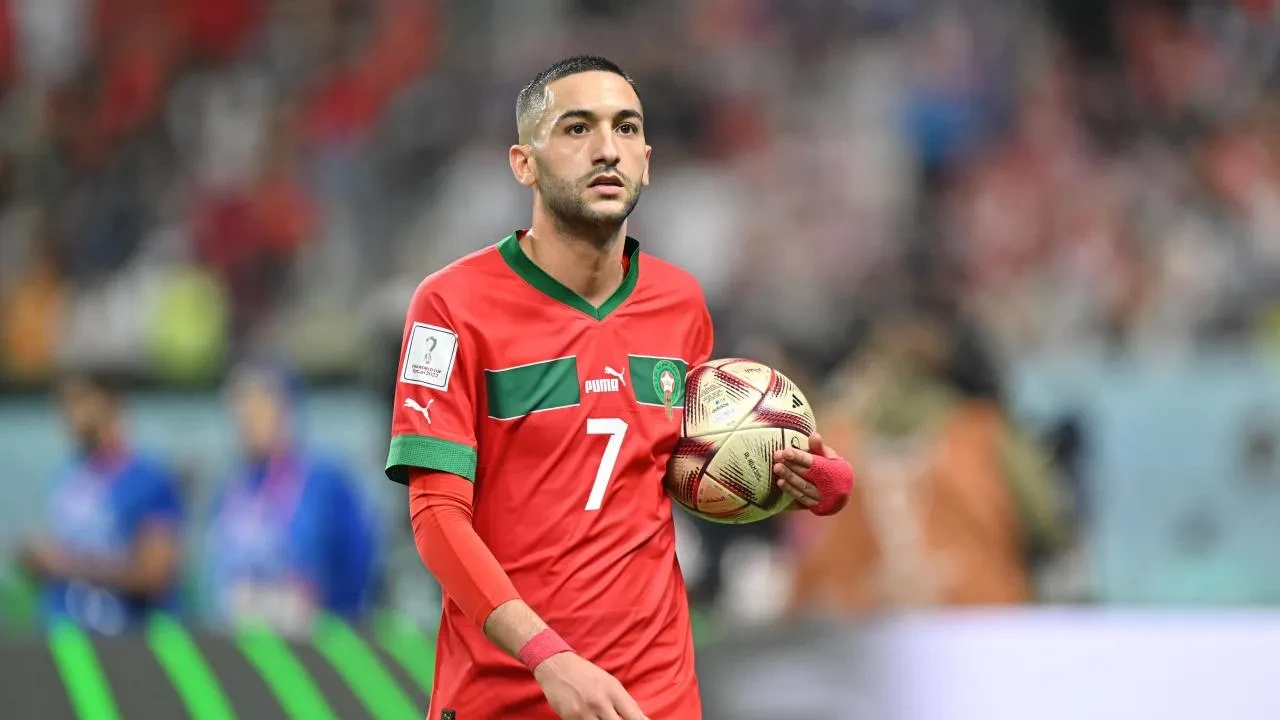 Hakim Ziyech imzayı attı: Transfer resmen açıklandı!