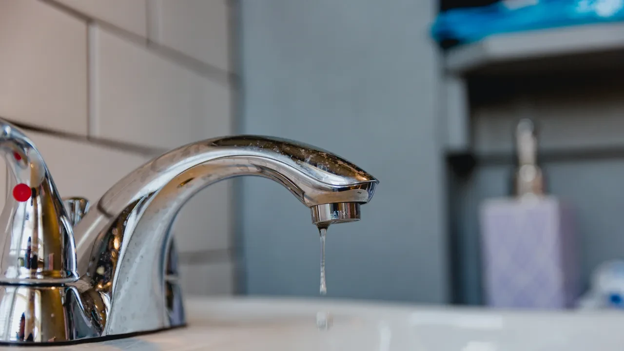 İzmir Karşıyaka, Çiğli su kesintisi ne zaman, saat kaçta bitecek? 24 Ekim İZSU 22 saat kesinti yaşanacağını duyurdu