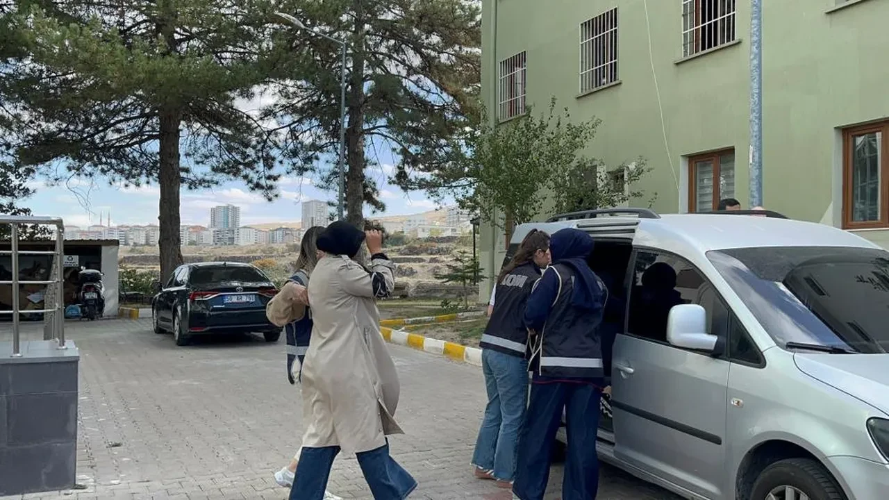 Kıyma makinesinden kilo kilo altın çıktı!
