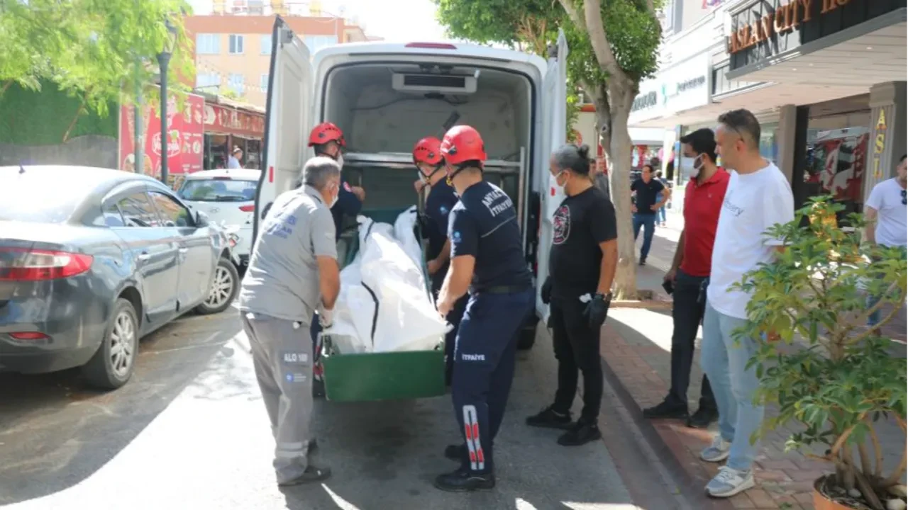 Otelin asansör boşluğuna düşen turistin cesedi 3 gün sonra bulundu