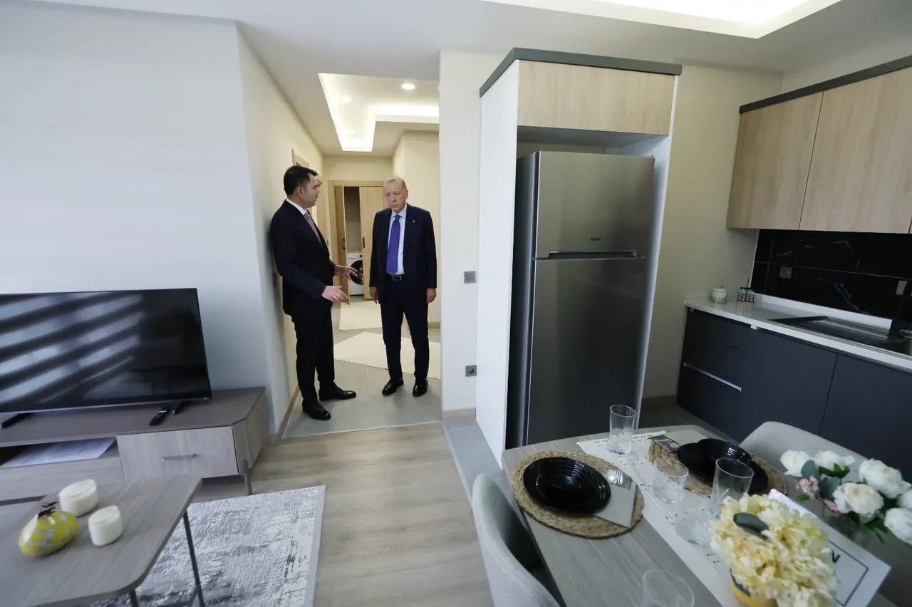 Yüzyılın konut projesi! 500 bin sosyal konut için tüm detayları Murat Kurum açıkladı! İşte başvuru ve ödeme bilgileri