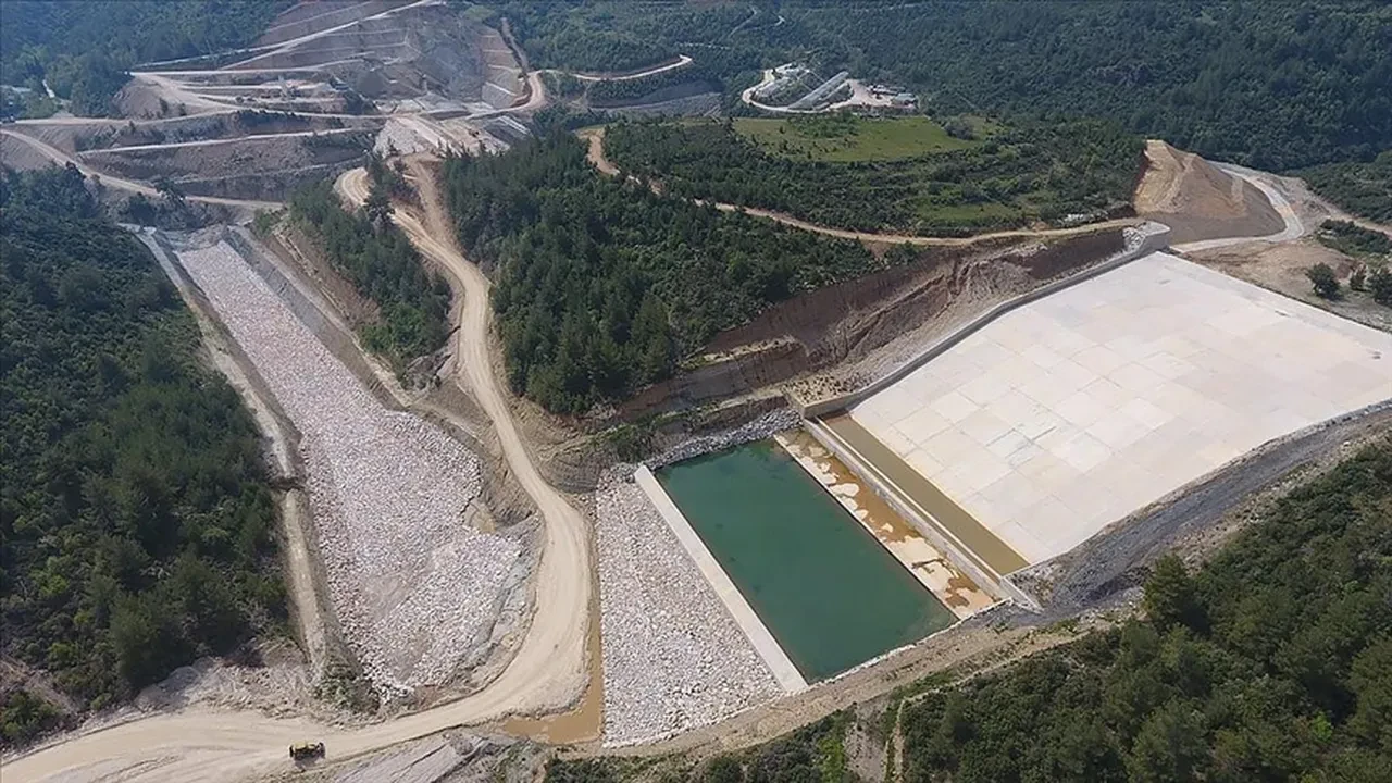 Bakan Yumaklı, Muğla'daki Girme Barajı'nda su tutulmaya başlandığını duyurdu