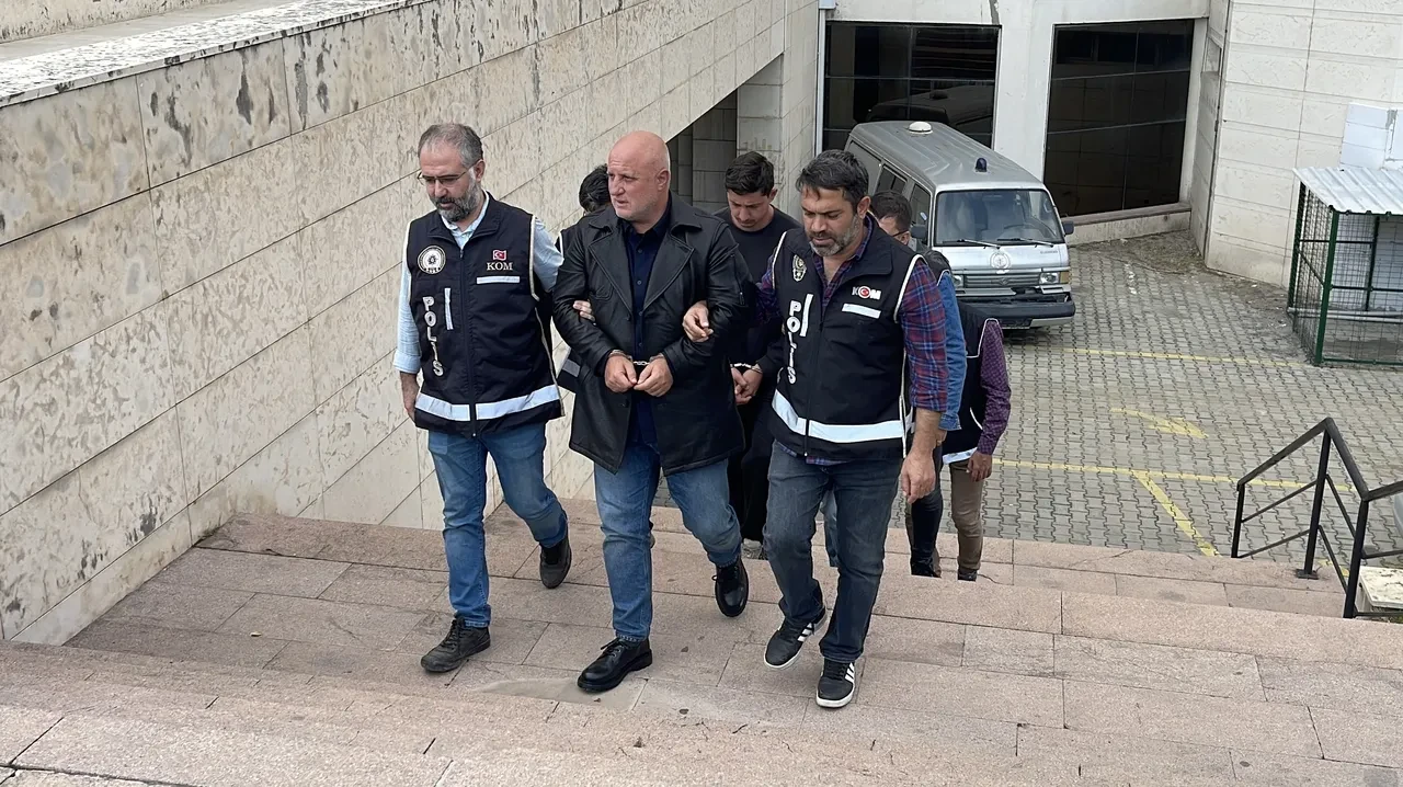 Edremit katliamında yeni gelişme! Caninin patronları tutuklandı