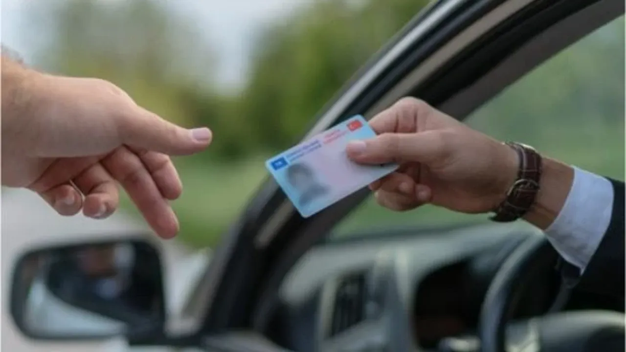 Eski tip ehliyetler için son 7 gün! Bu kez süre uzatılmayacak