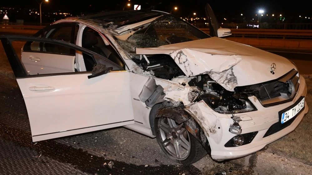 Aksaray’da alkollü aday sürücü tıra çarptı: Ehliyeti ömür boyu iptal edildi