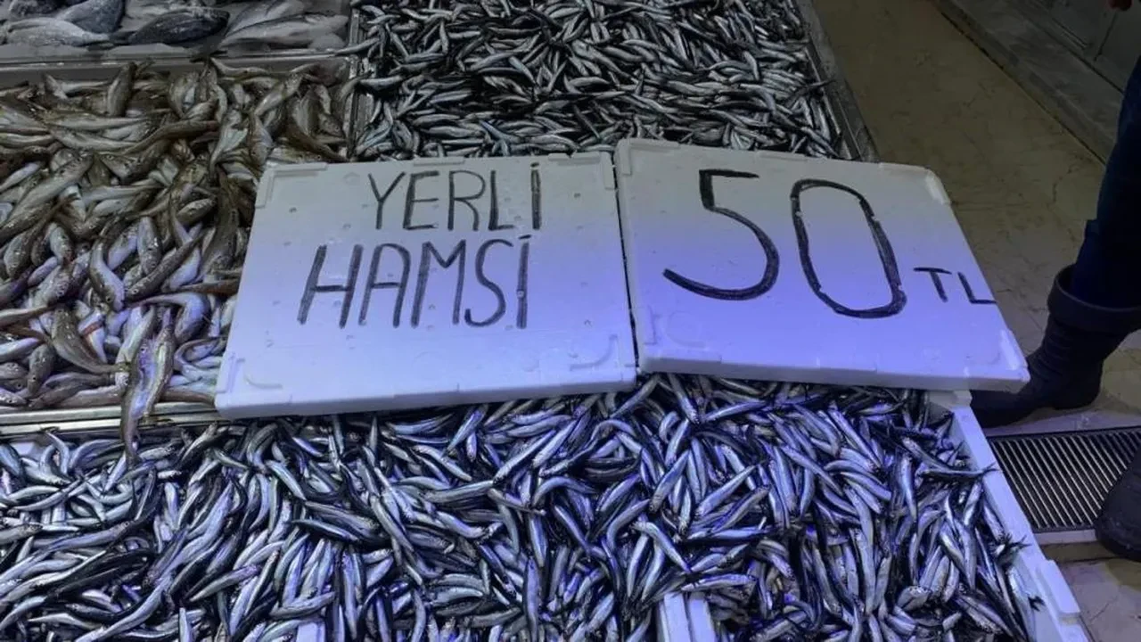 Kilosu 50 liraya kadar düştü: Tezgah önünde kuyruk oluyor