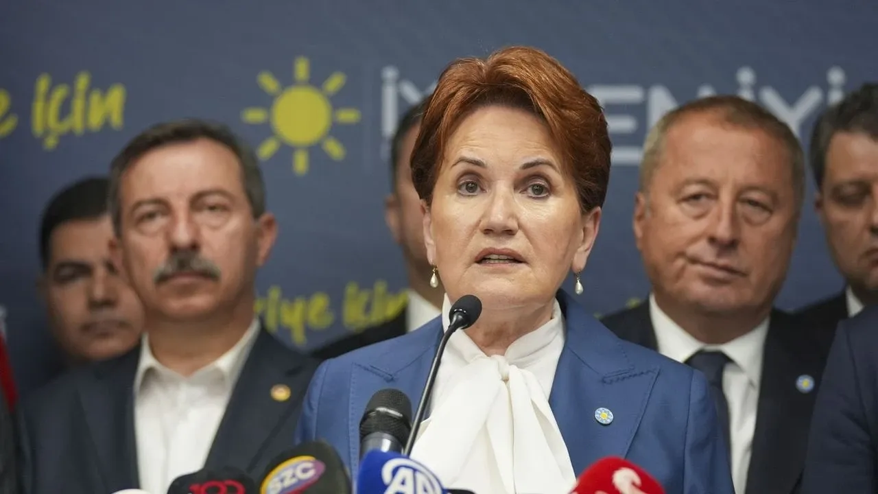 Meral Akşener sessizliğini bozdu! 'Siyasette yokum' deyip, inzivaya çekilmişti