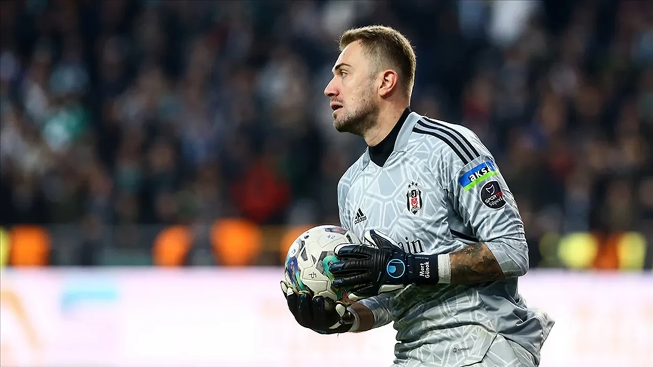 Mert Günok’tan kaptanlık açıklaması: Her zamanki gibi olgunlukla karşıladım