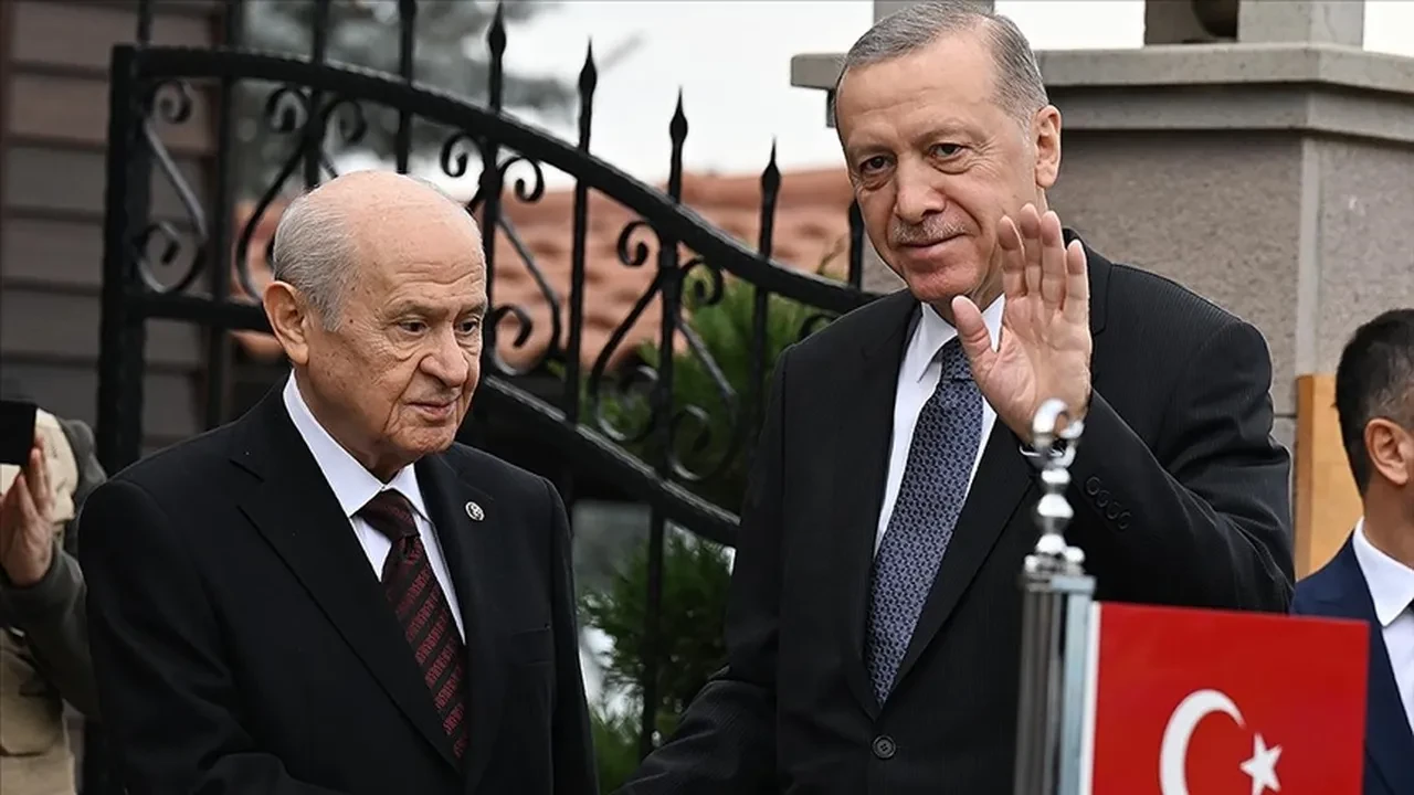 PKK terör örgütünden sürpriz açıklama! 'Yarını bekleyin'