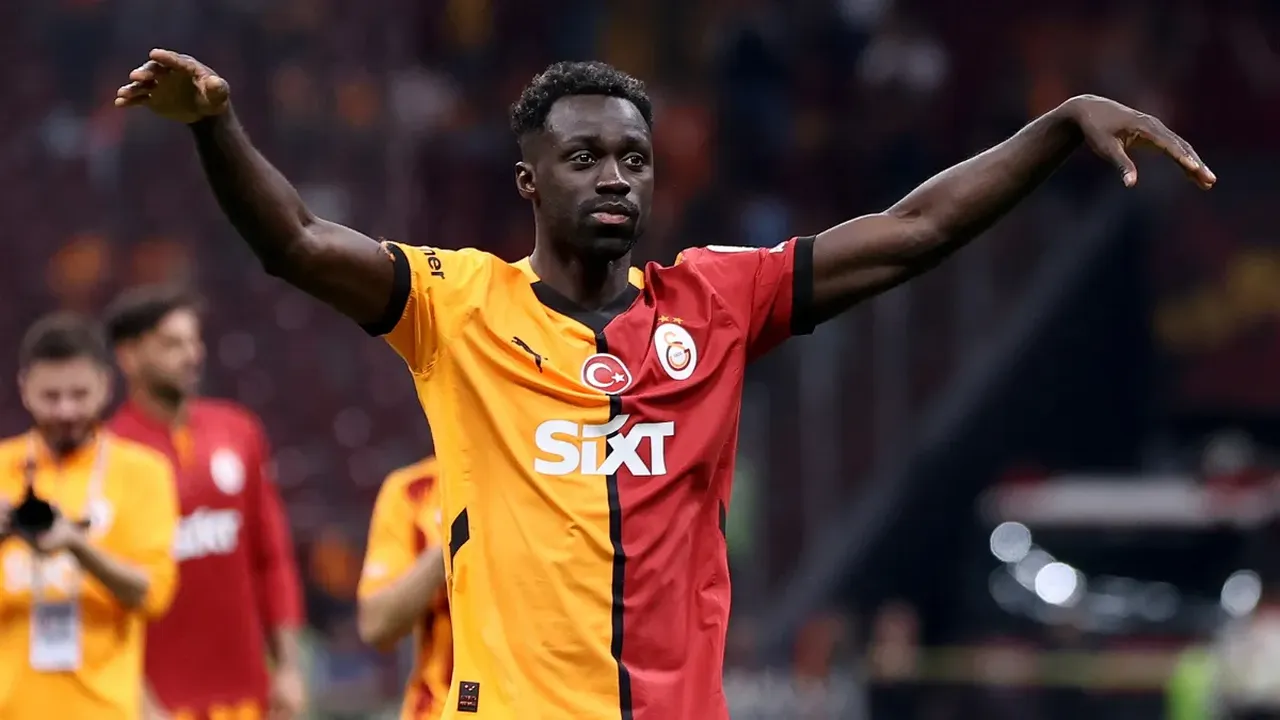 Davinson Sanchez Galatasaray Trabzonspor maçında cezalı mı? Davinson sarı kart sınırı