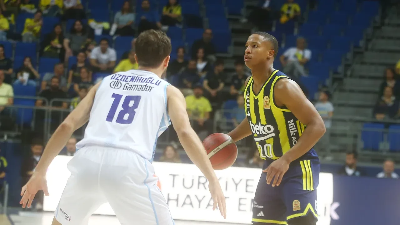 Fenerbahçe Türk Telekom maç skoru kaç kaç? Üst üste 4 galibiyet