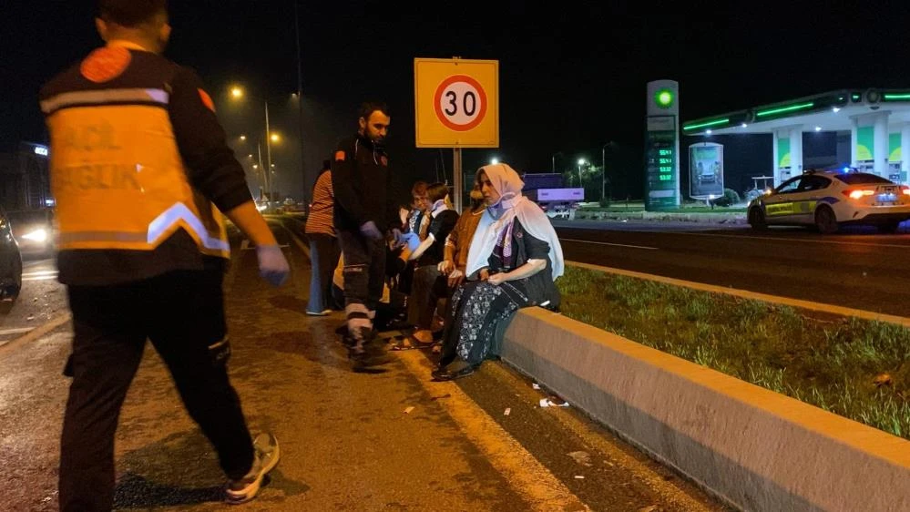 İnegöl’de zincirleme kaza: 1’i çocuk 5 kişi yaralandı