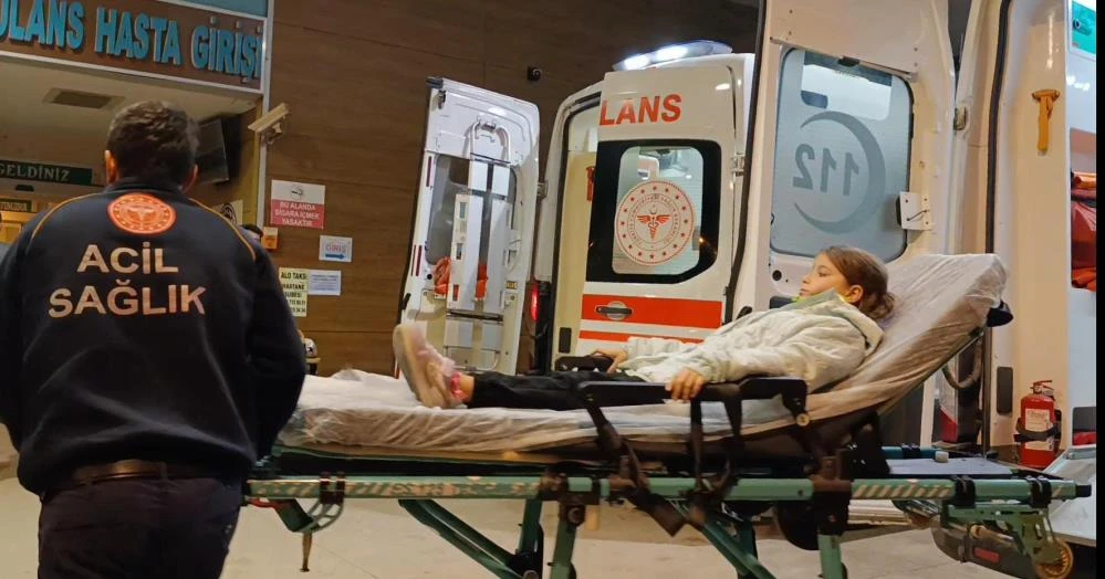 İnegöl’de zincirleme kaza: 1’i çocuk 5 kişi yaralandı