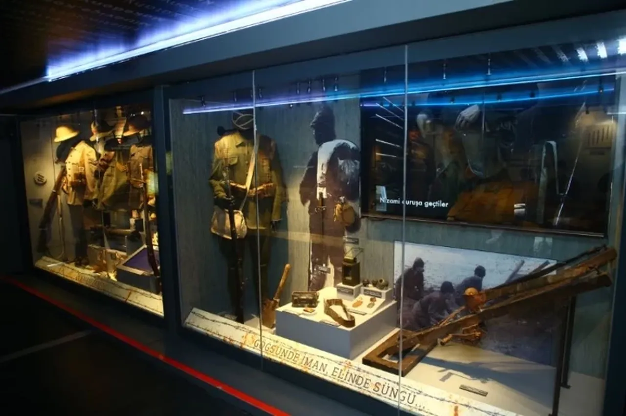 Mobil müze Azerbaycan'daydı! Çanakkale ruhu sınırları aşıyor