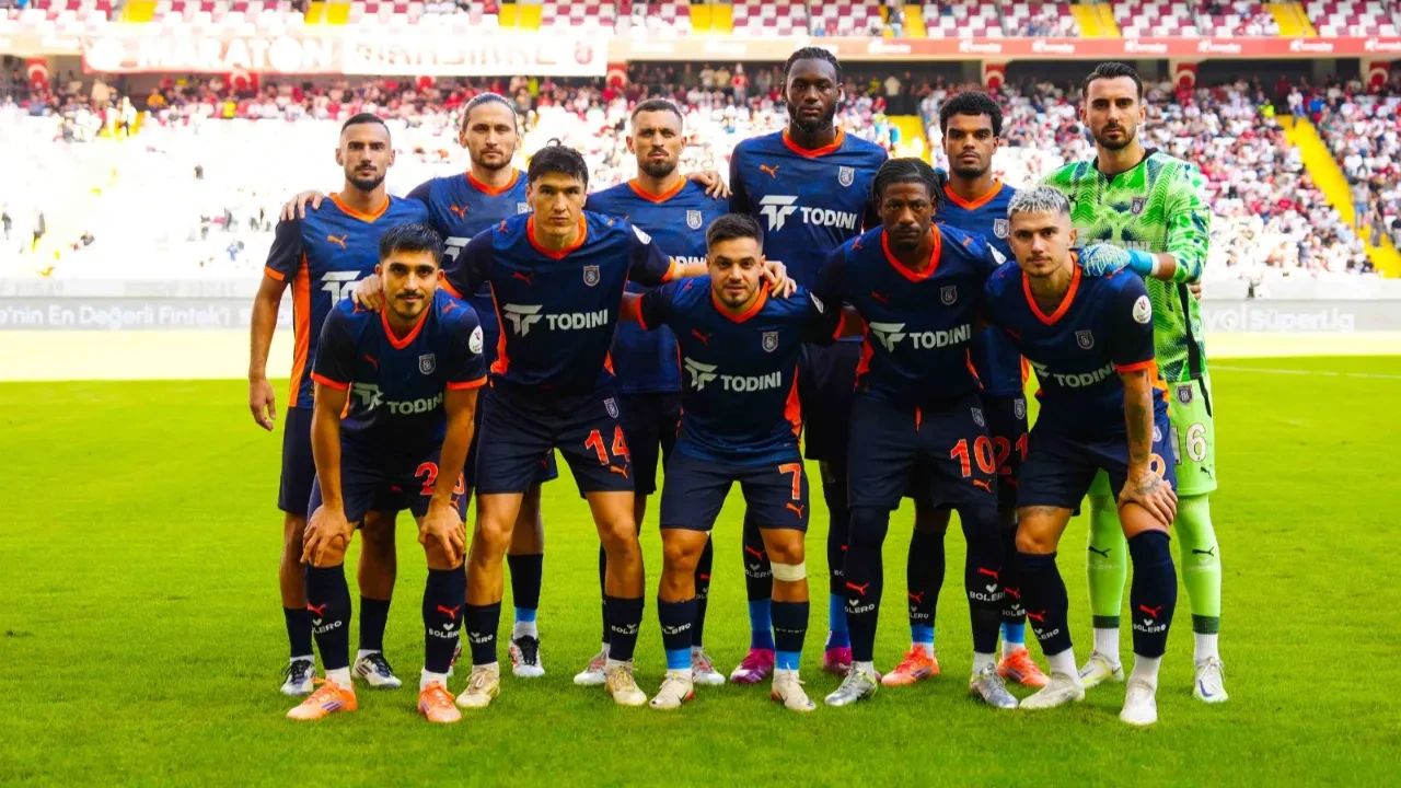 /spor/nuri-sahinden-kritik-galibiyet-basaksehir-antalyasporu-farkli-gecti-3259119