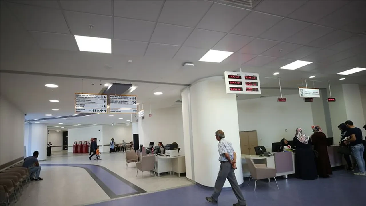 29 Ekim'de hastaneler açık mı, kapalı mı 2025? Aile hekimi, sağlık ocağı çalışma durumu
