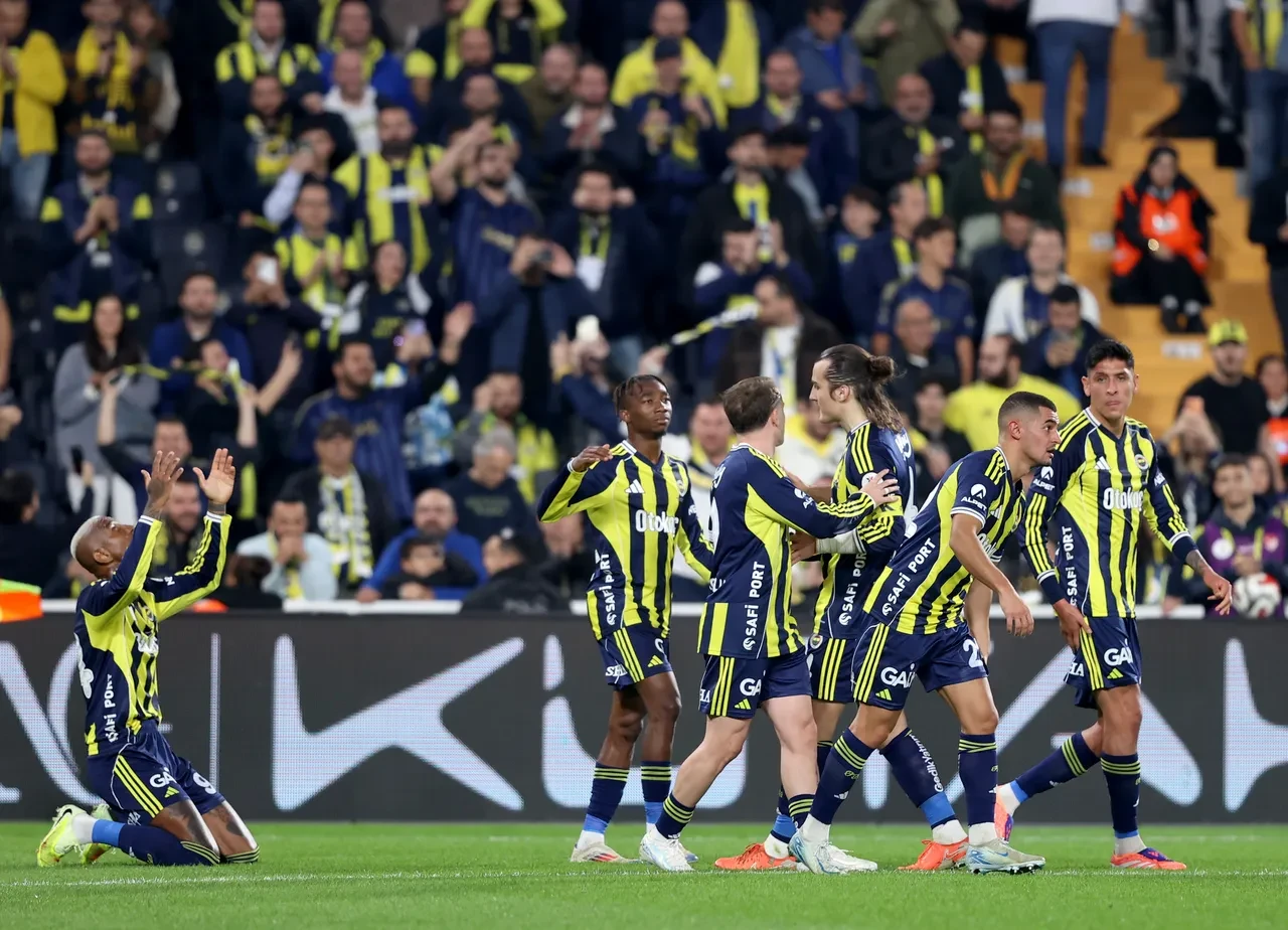 Beşiktaş Fenerbahçe maç biletleri ne zaman satışa çıkacak? 2 Kasım'da Beşiktaş Fenerbahçe derbisi oynanacak