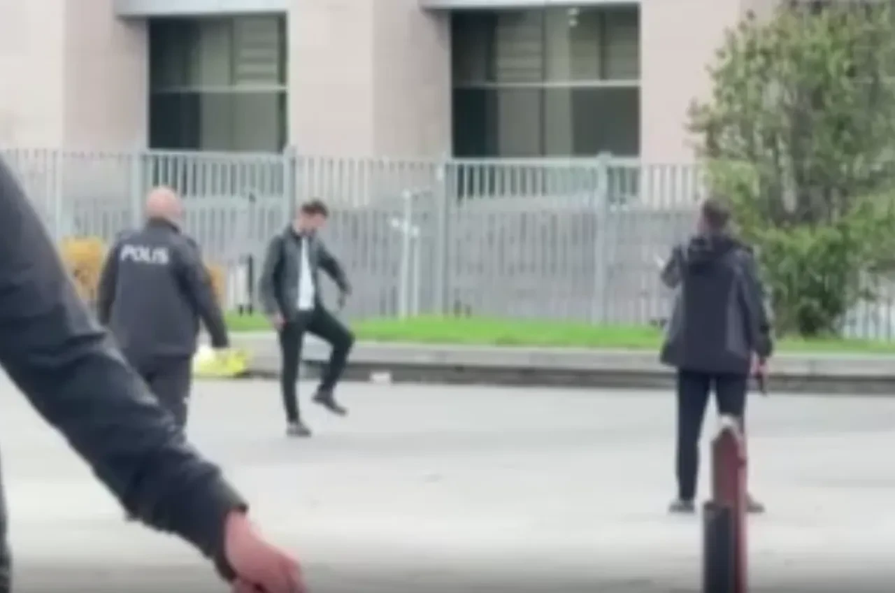 Çağlayan Adliyesi'nde silah sesleri yükseldi! İntihar girişimcisi kendini vurdu
